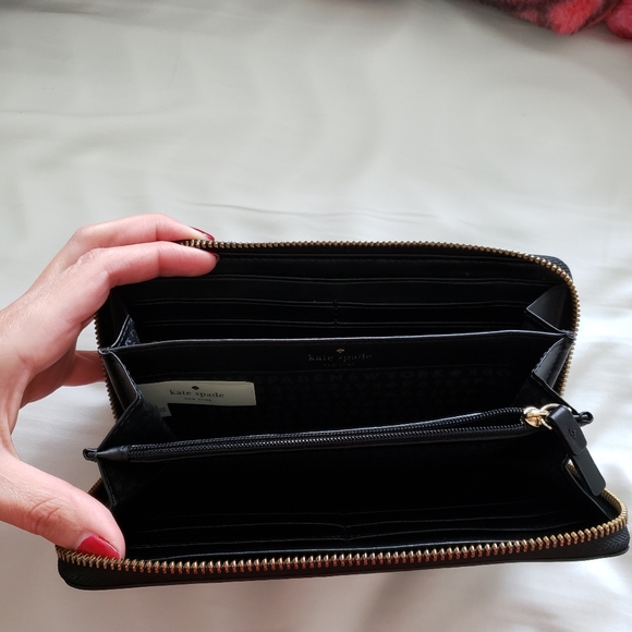 Kate Spade Zip Around Wallet - Picture 12 of 12